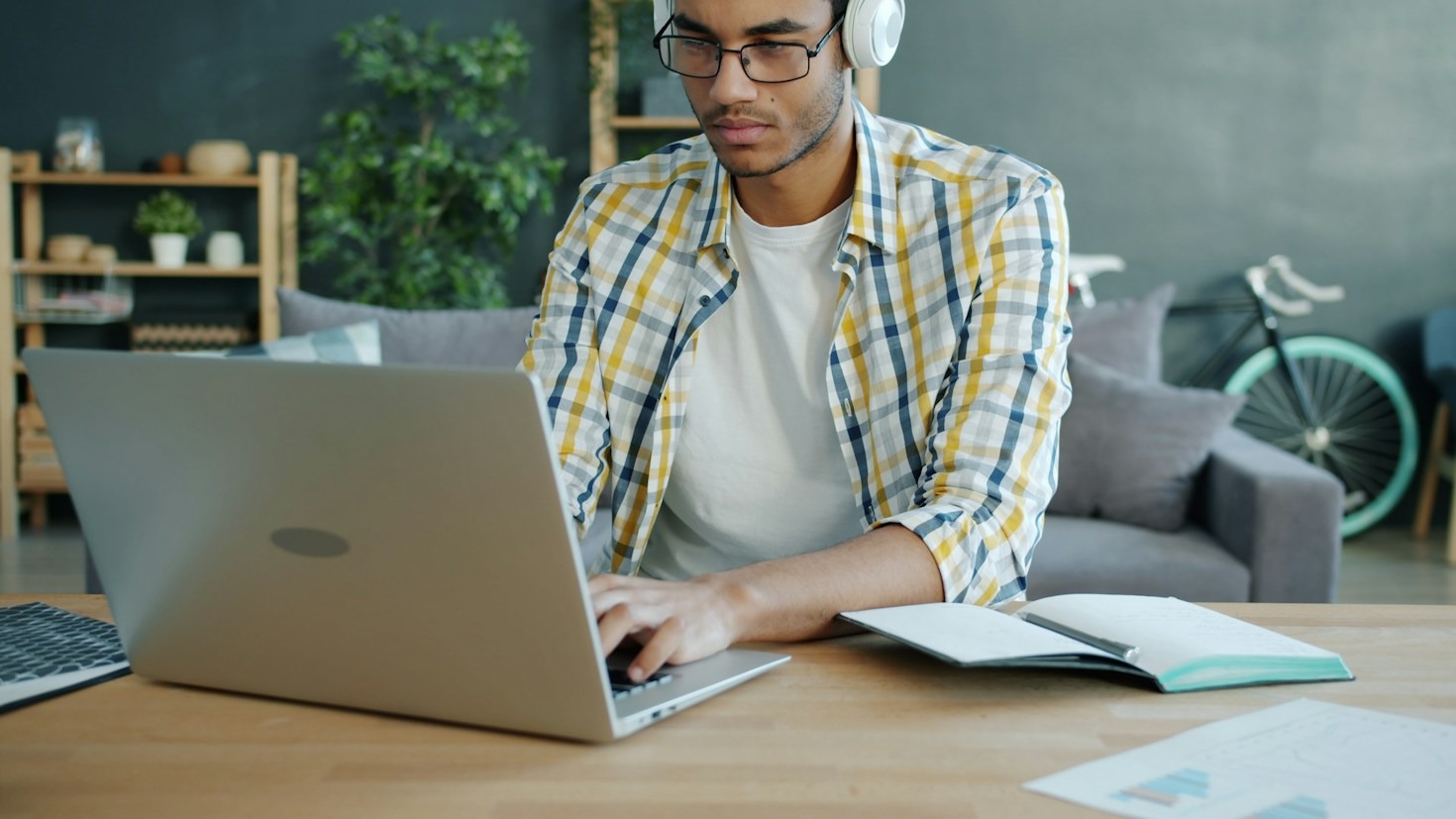 Top Strategies to Expand Your Online Readership
